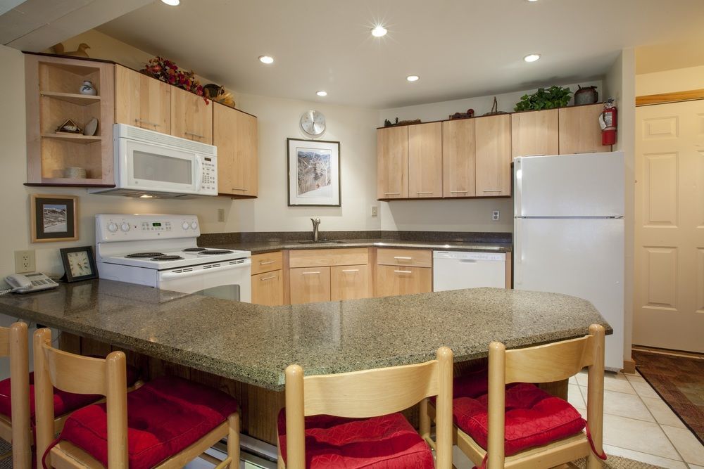Laurelwood Apartahotel Snowmass Village